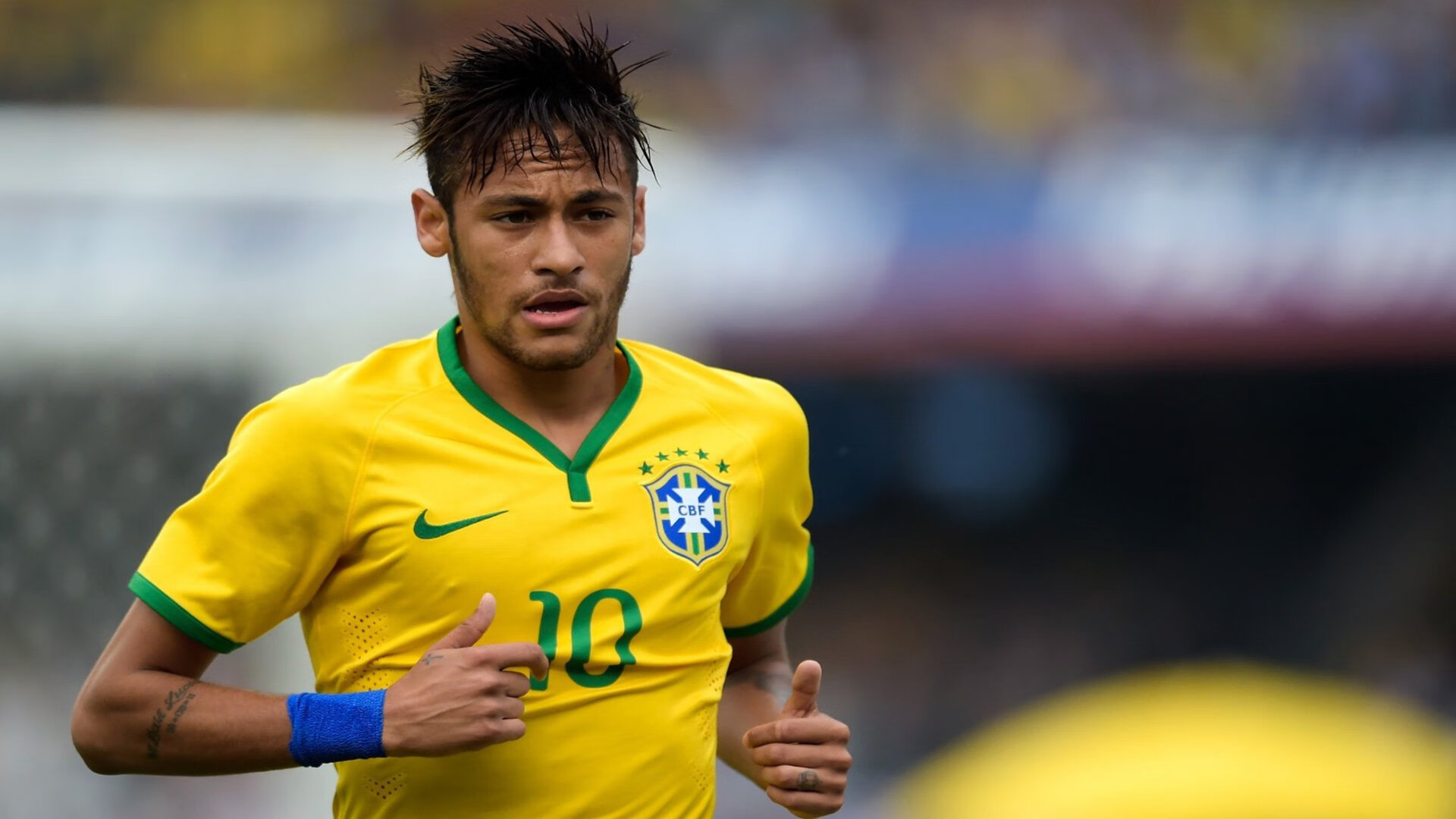 《物联网技术赋能：打造智慧电竞生态》，物联网+技术