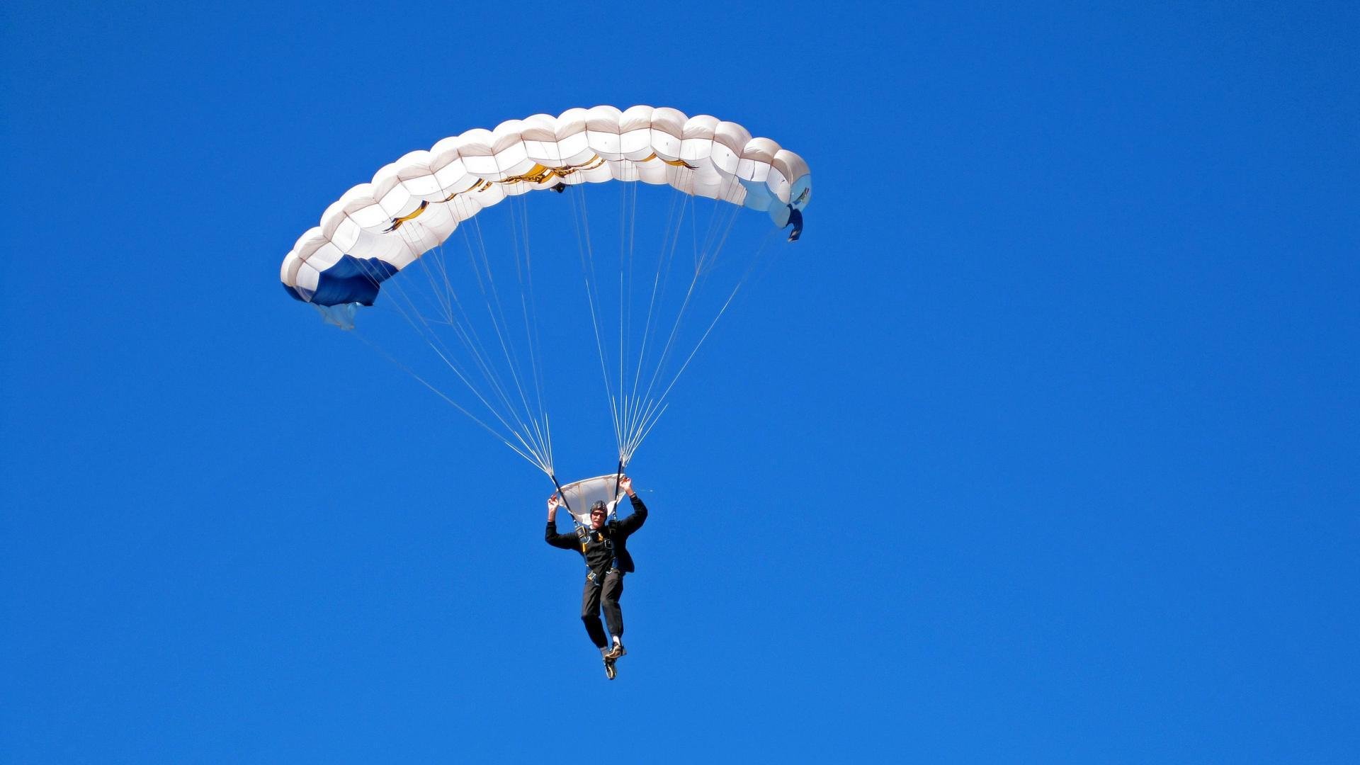 中甲联赛的俱乐部球迷互动，中甲参赛队